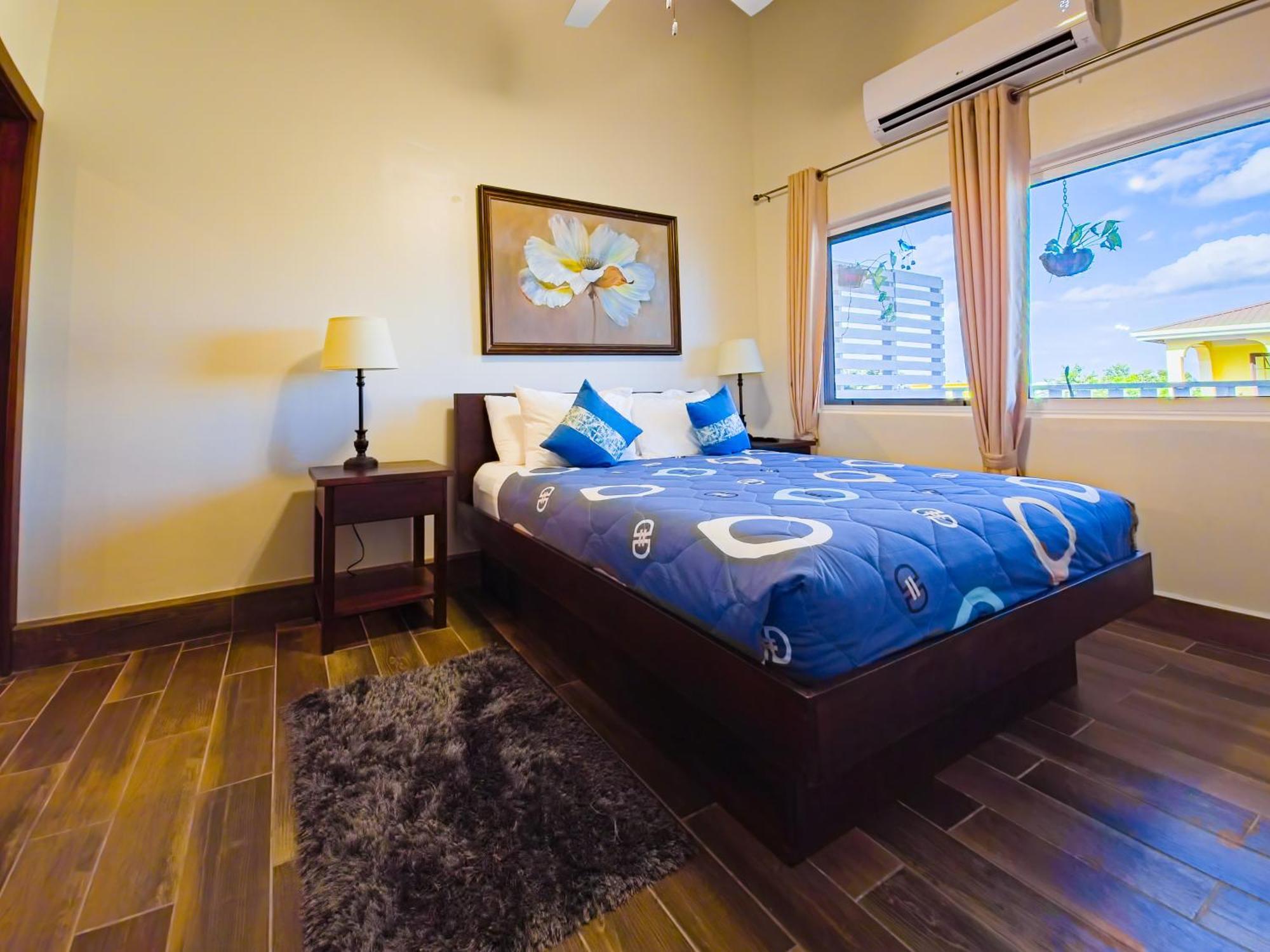 Louis' Apartments Placencia Εξωτερικό φωτογραφία