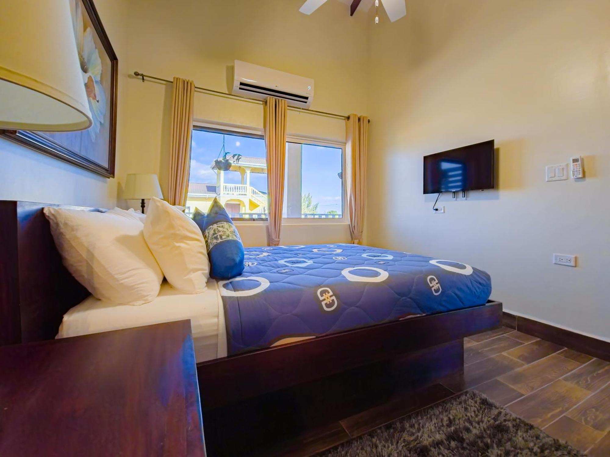 Louis' Apartments Placencia Εξωτερικό φωτογραφία