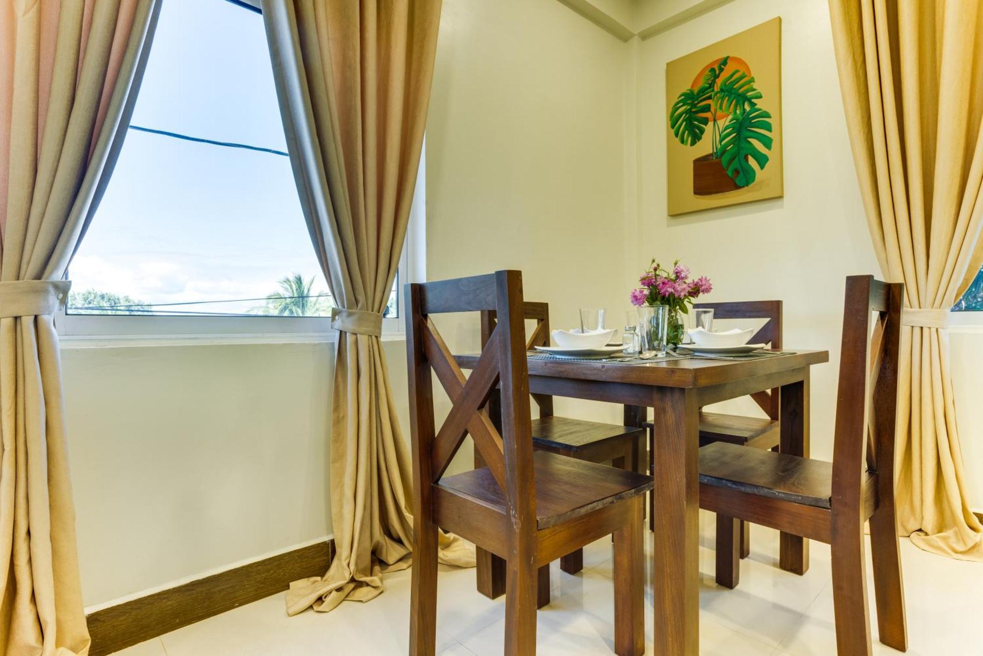 Louis' Apartments Placencia Εξωτερικό φωτογραφία