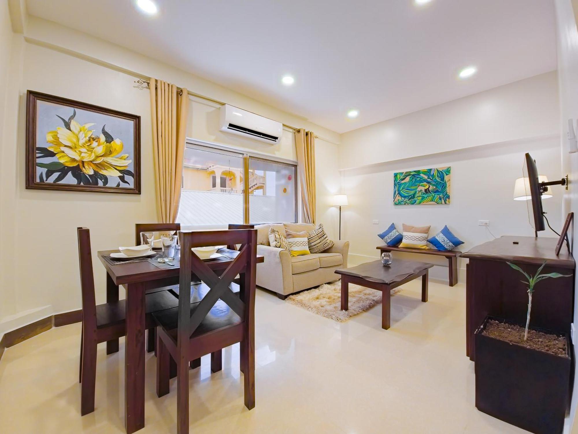 Louis' Apartments Placencia Εξωτερικό φωτογραφία