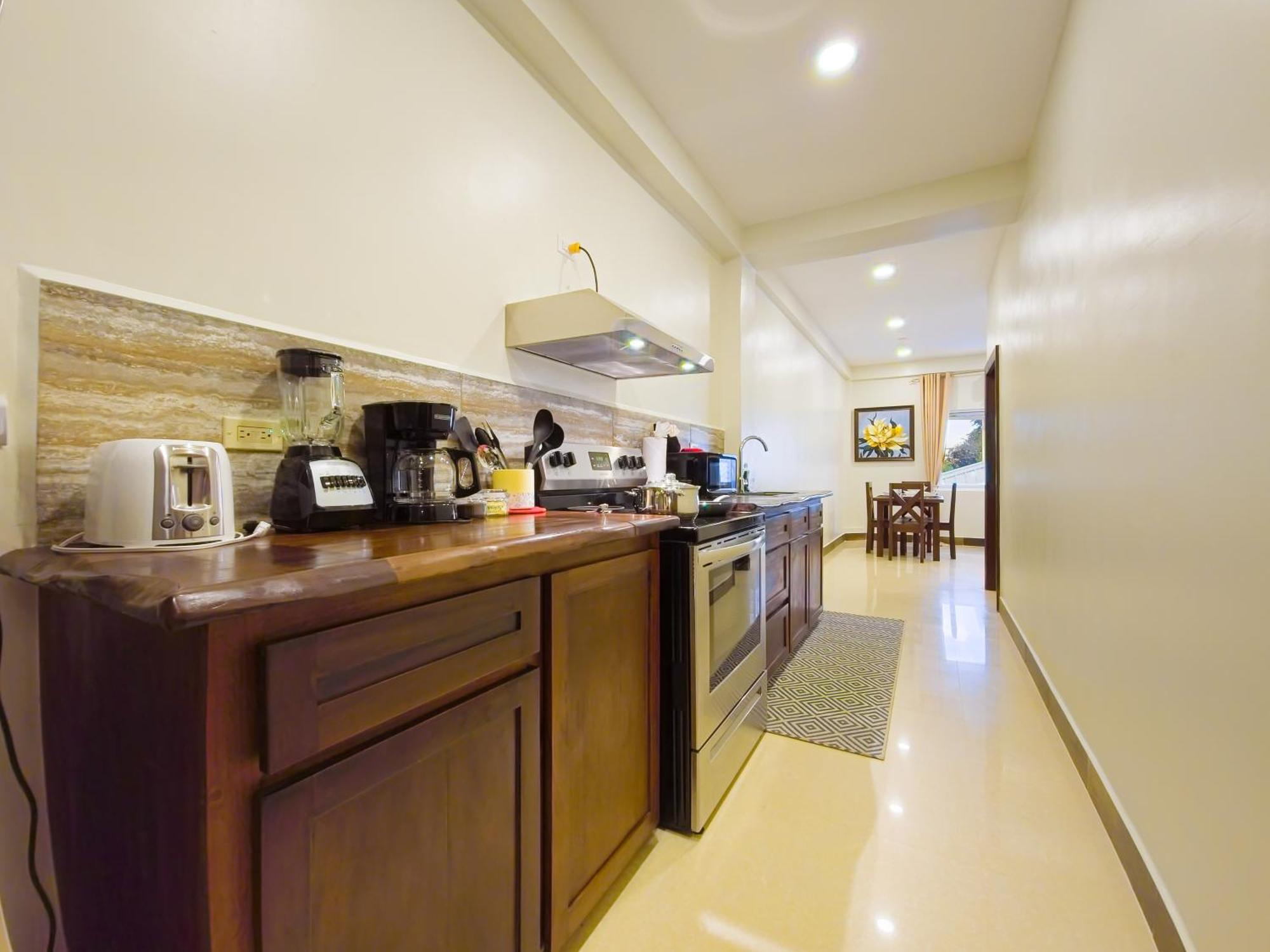 Louis' Apartments Placencia Εξωτερικό φωτογραφία